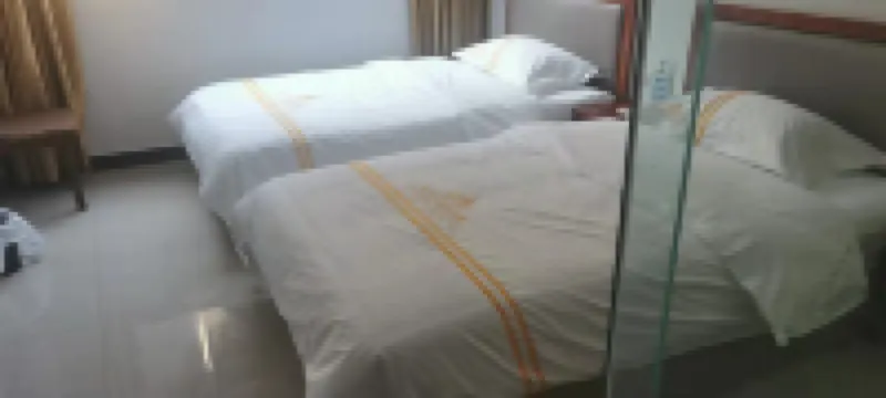 Dazhu Wannianhong Business Hotel