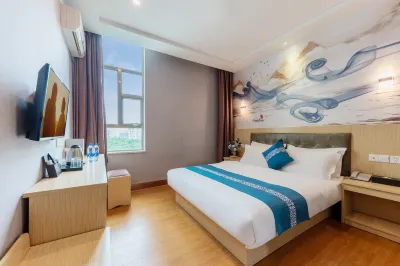 啟航精品飯店（深圳寶安國際機場T3航廈店） 西灣紅樹林公園-觀海平台附近的飯店