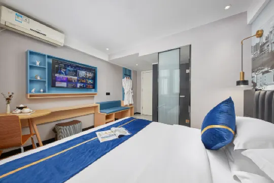 Lan Yu Hotel (Guangzhou Yongqingfang Shangxiajiu Pedestrian Street Branch) Отели рядом с достопримечательностью «Guangzhou Sports Center for the Youth»