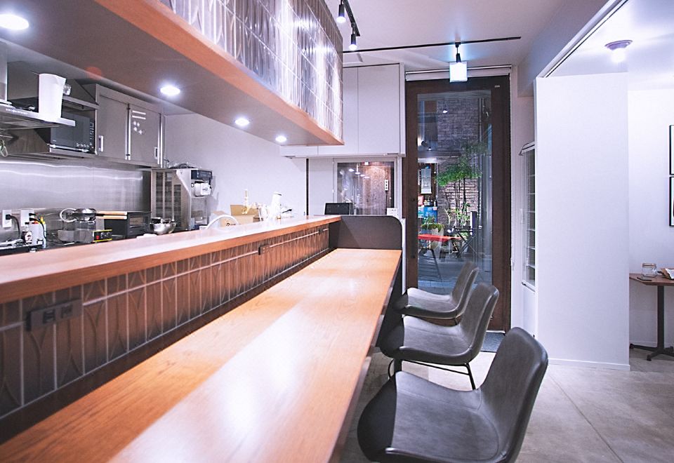 아사쿠사 카에데의 정갈한 조식 세트 메뉴 이미지