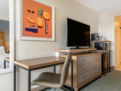 モビリティアクセシブルスタンダードルーム(クイーンベッド2台)(浴槽) ホリデイ イン オーランド ディズニー スプリングス エリアの写真