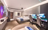 UU Electro-sports Hotel