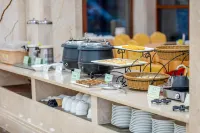 Hechi Hotel - breakfast