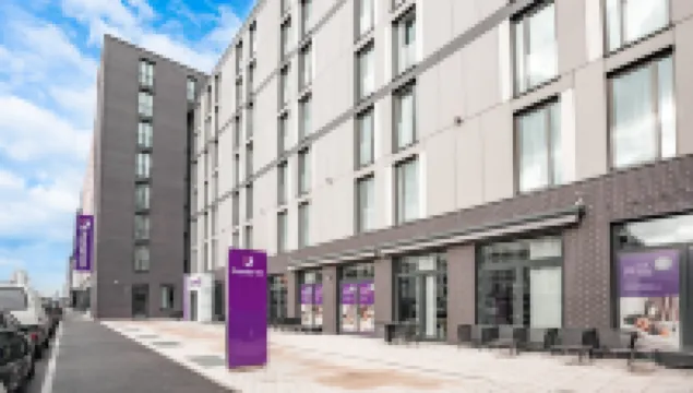 Premier Inn Frankfurt Messe Hotels near Gallusviertel