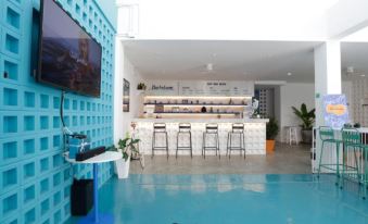 Borbaboom Phuket Poshtel & Hostel