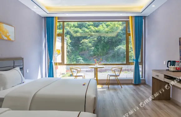 旭日酒店（黃龍景區店）