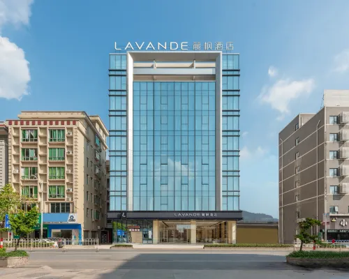 Lavande Hotel (Yunfu Luoding Branch) Hotéis próximos à(ao) Luoding Jiangbin Park