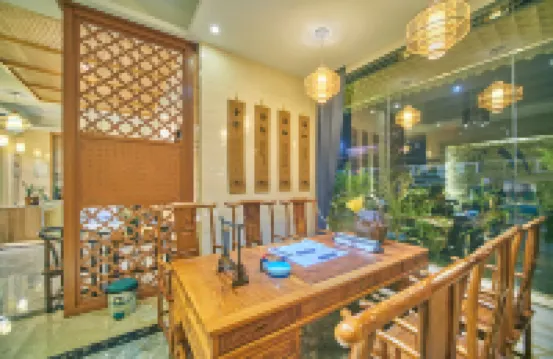 Danxiashan Zuolin Zhuyuan Chinese Inn