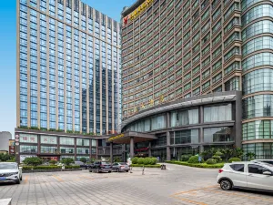 Sanding Huayue Hotel