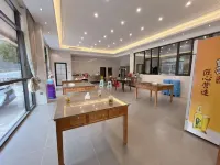 Donghe Lijing Hotel
