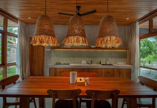 암라니 다이아몬드 비치 빌라스 & 수영장