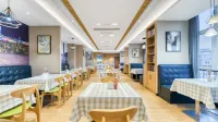 Auchan Yijing Hotel (Guanxian Branch) - parcheggio
