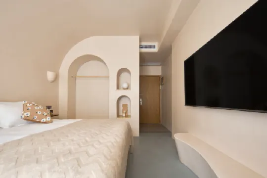 Mojing Lakeview Hotel (Xihu Lingyin Branch) Отели рядом с достопримечательностью «Lengquan Pavilion»