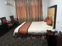 Haiyan Qiancheng Hotel - 2성급
