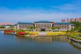 Yulin Jolie Vue Bontique Hotel(Kra Bay and Garden Expo Garden)