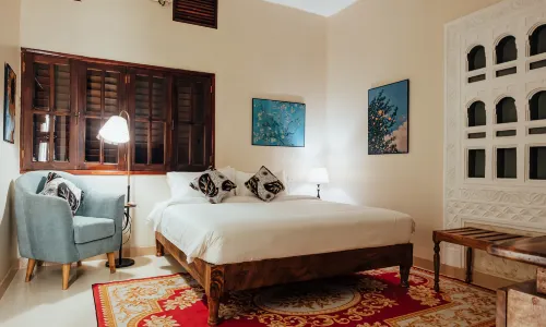 Yushili Hotel & Restaurant