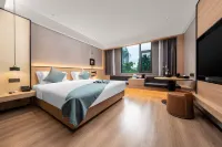 Mengjing Shangpin Hotel (Xishuangbanna Jinghong Poshuiguangchang Square)