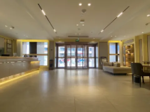 Vienna 3 Best Hotel (Hezuo South Station) Hotels in Hezuo