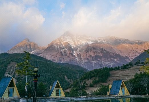 Lijiang Yulong Snow Mountain Liyunli Homestay