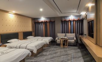 WEI XI QIAN XI HOTEL