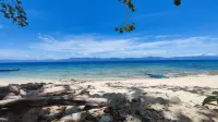 Bluewaves Resort Moalboal by Hiverooms