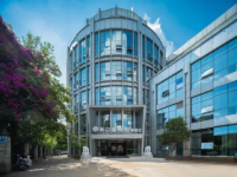 Kunming Heerman Hotel (Flagship Store) Hotels in New West Bus Station