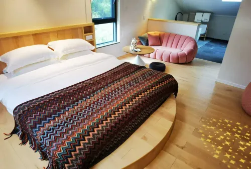 Chujiyunqi Homestay - 2-Star