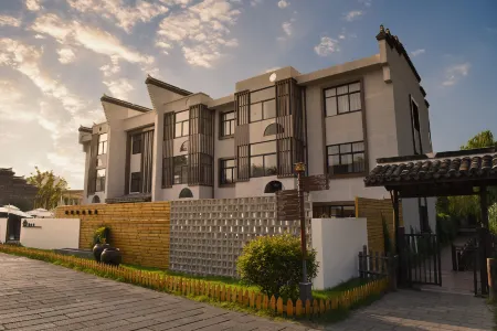 Guan·Siji Homestay Отели рядом с достопримечательностью «Liujiafan Ancient Dwellings»