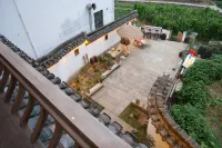 GreenWildCourtyard Hotels near Lingshan Terraces