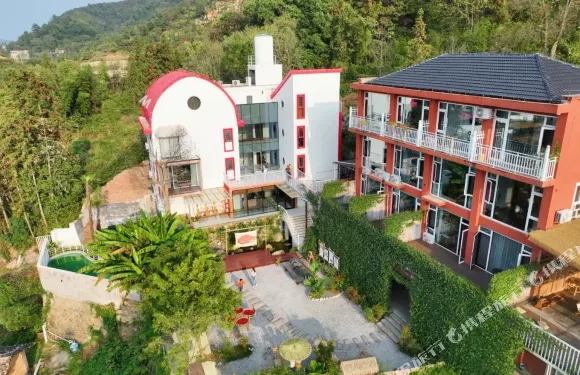 瀏陽秋韻山居民宿（秋收起義會館店）