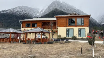 Banshan Yunshui Courtyard Hotels near Pailong Natural Barrier