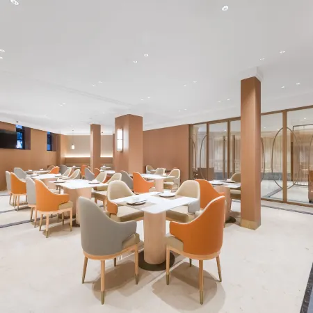 Vienna Hotel (Huainan Shou County Xinqiao Avenue)