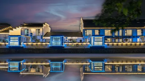 雲泊夜酒店（上海浦東機場店）