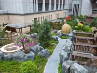 Jiugongyu Hot Springs Wellness Resort Hotel 위현 호텔