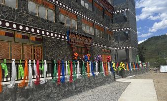 Sanshan · Yiwang Manor
