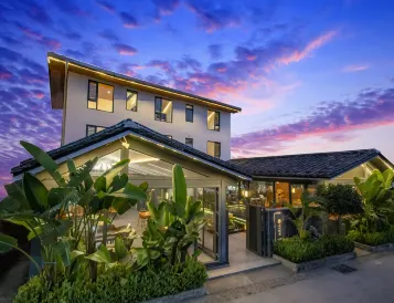 Yinqi Wuxiang Nacuo Guesthouse