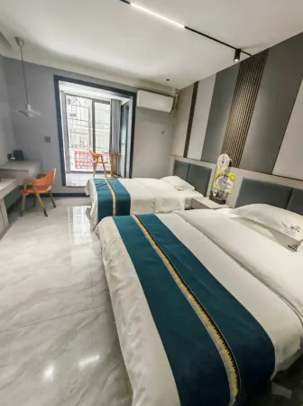 Jiahao Hotel Отели в г. Гуйдин