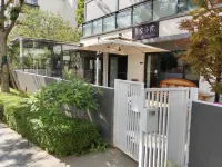 Xinkong Courtyard (Fuxian Lake Starry Town)