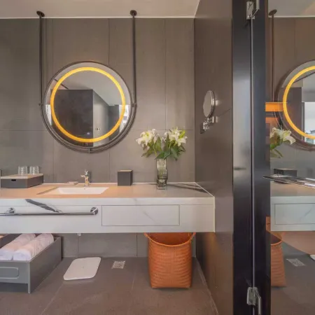 Orange Luxury Hotel (Chongqing Zhongxian Wanda Plaza Branch)