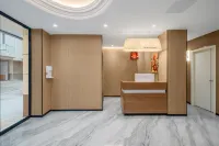 Neo·Laizhu Cinema·View Light Stay (Luojiang University Town Branch)