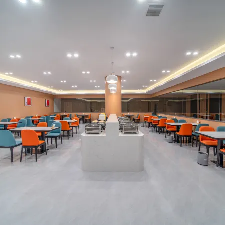 Greentree Eastern Hotel (Yingshang Guanzhong Old Street Chunqiu Li