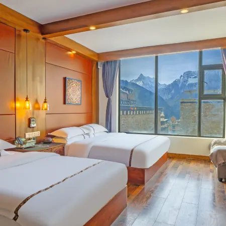 Yading Zhaxi Kongshu Tibetan Culture Theme Hotel
