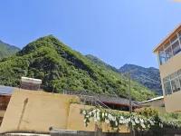 Cloud Dwelling Among Mountains - مطابخ