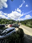 Hezhang Jiucaiping Grand Hotel (Axilixi Jiucaiping Scenic Area) - parking