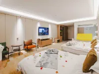 Delingha Kunlun Grand Hotel Hotels in Delingha