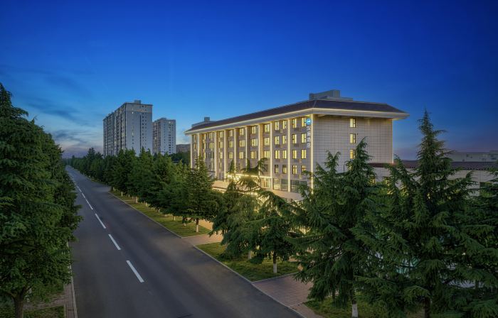 HanTing Hotel (Baoji Qishan Passenger Bus Station)