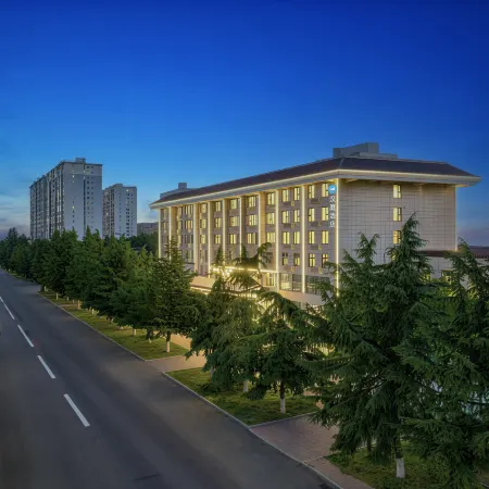 HanTing Hotel (Baoji Qishan Passenger Bus Station)