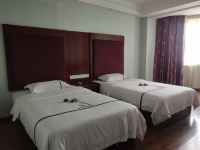 绿景商务酒店(泸州阿富尔连锁店) - 舒适双床房