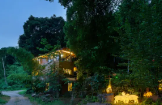 Floral Hotel · Shao Xing Qing Teng Li Hotel