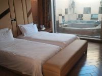 北京热带雨林风情园酒店 - 欧式小院双床间